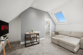 Fantastic Maidstone Flat - Sleeps 4